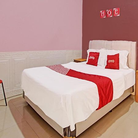Oyo 91490 Hotel Rumah Kita Cirebon Εξωτερικό φωτογραφία