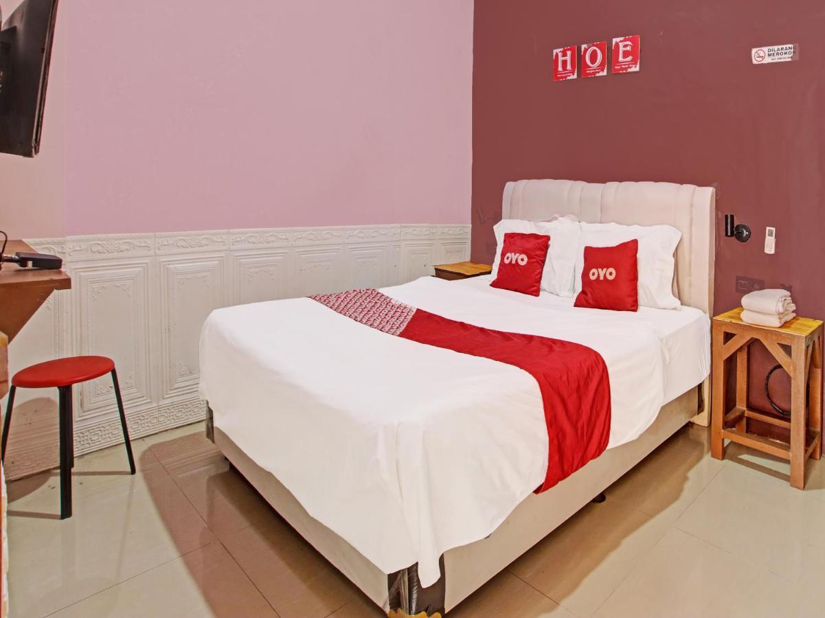 Oyo 91490 Hotel Rumah Kita Cirebon Εξωτερικό φωτογραφία