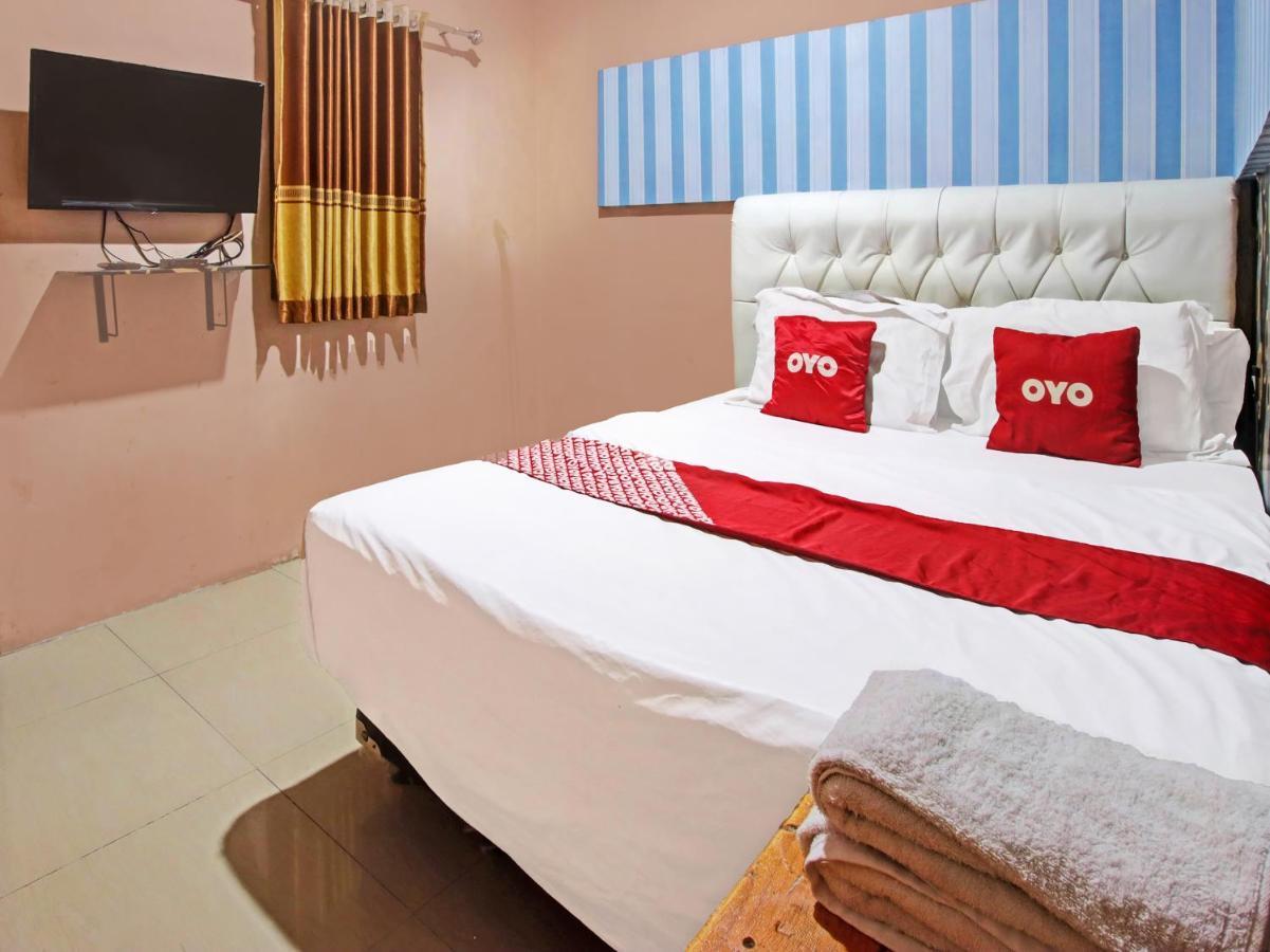 Oyo 91490 Hotel Rumah Kita Cirebon Εξωτερικό φωτογραφία