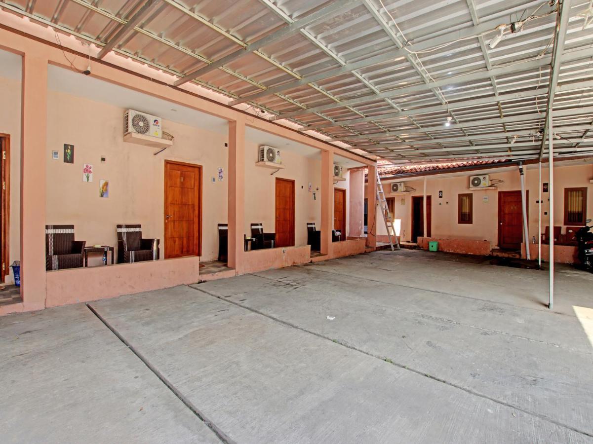 Oyo 91490 Hotel Rumah Kita Cirebon Εξωτερικό φωτογραφία