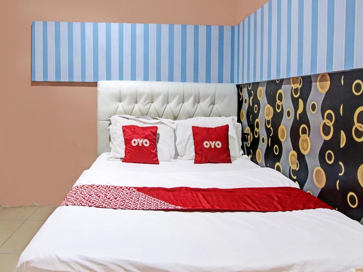 Oyo 91490 Hotel Rumah Kita Cirebon Εξωτερικό φωτογραφία